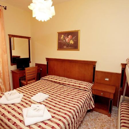 Hotel Stella Elsa à Rome Extérieur photo