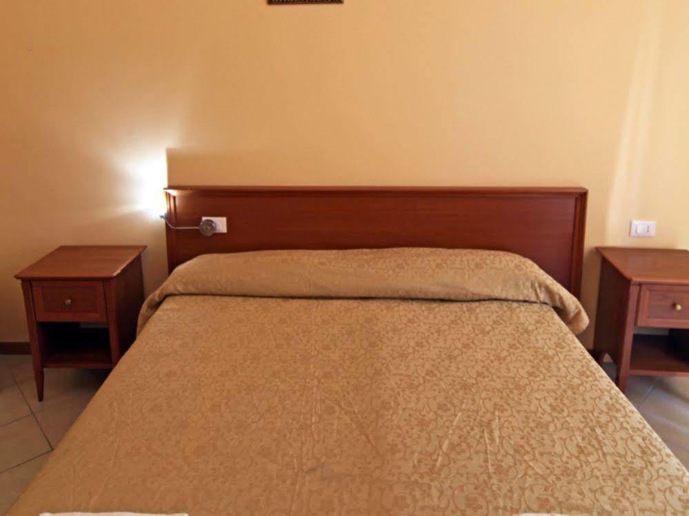 Hotel Stella Elsa à Rome Extérieur photo
